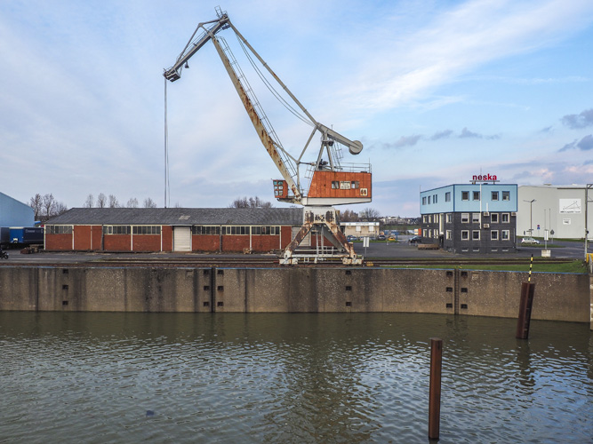 3c目錄外和免3c的區別